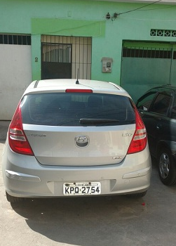 Policiais da 2ª UPP de Manguinhos recuperam veículo roubado após informações do Disque-Denúncia